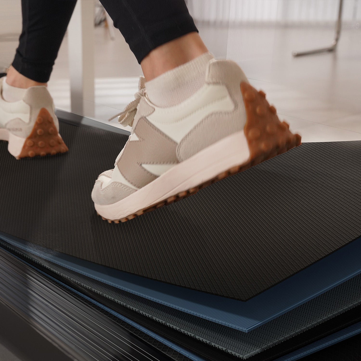 DeerRun Z20 Ultra‑Compact Foldable Walking Pad Treadmill, for Office & Home, 136kg